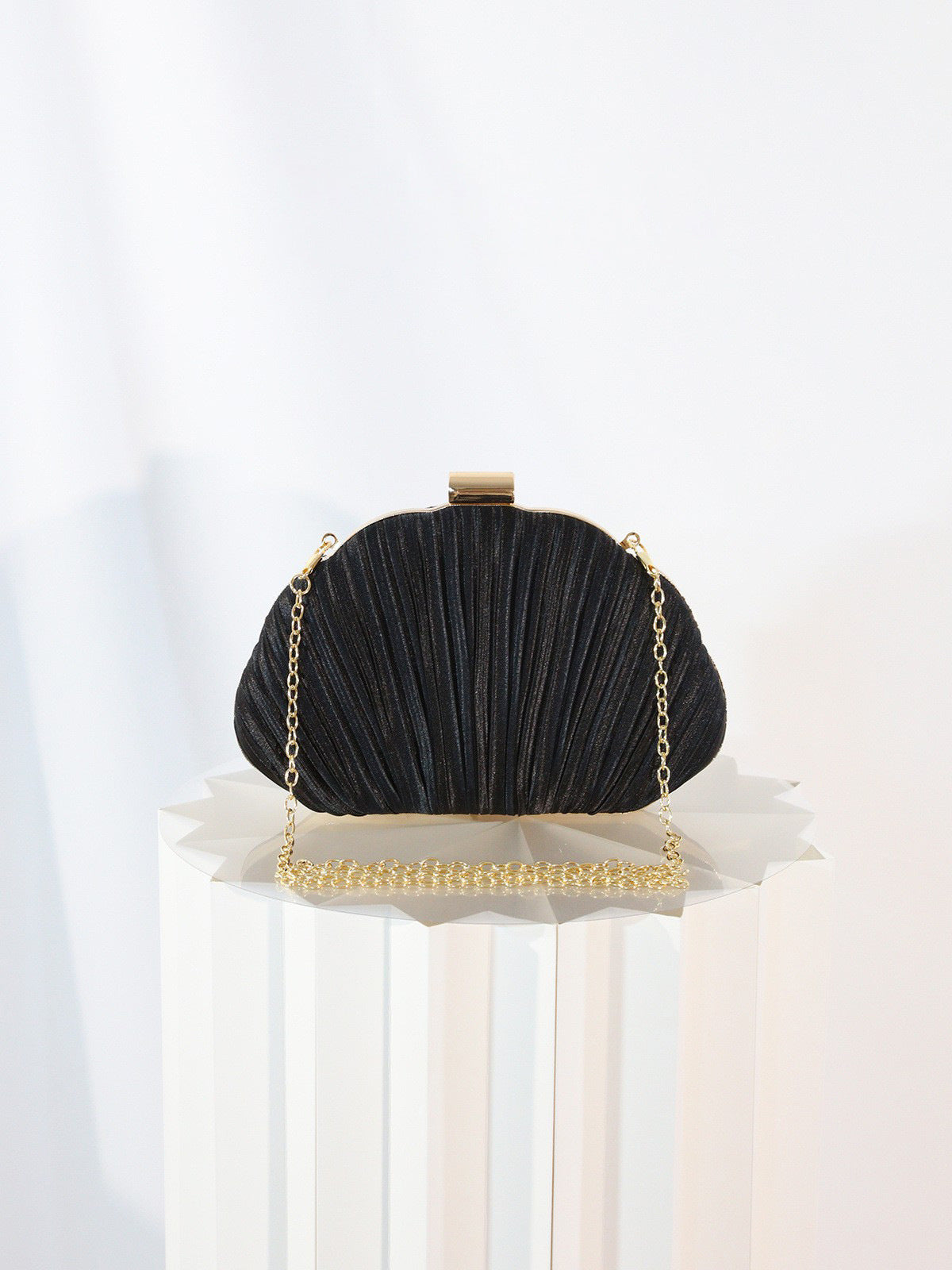 Bolso Clutch concha / Shell Clutch Bag