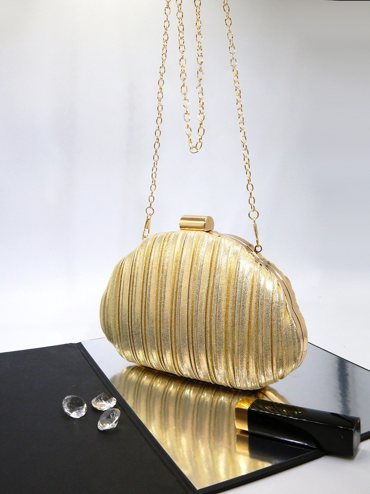 Bolso Clutch concha / Shell Clutch Bag
